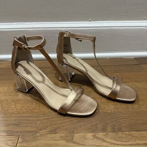 Adrienne Vittadini Aston Gold Strappy Block Heel Sandals Women Size 9.5